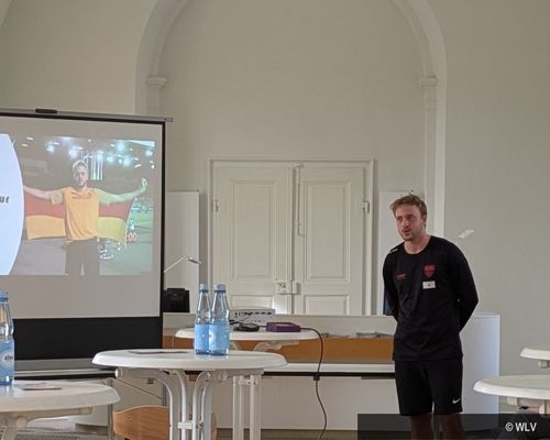 Deutscher U-23 Meister im Speerwurf Nick Thumm als Referent beim Netzwerktreffen des WLVs